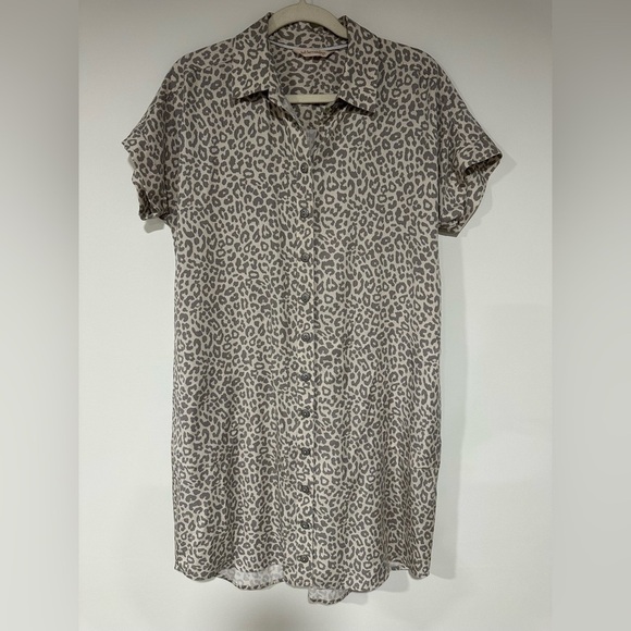 Soft Surroundings Dresses & Skirts - Soft Surroundings Leopard Print Button Front Short Sleeve Shirt Dress Small
